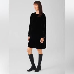 New with tags Eileen Fisher Velvet Crew Neck Black Dress Easy Fit, Knee Length